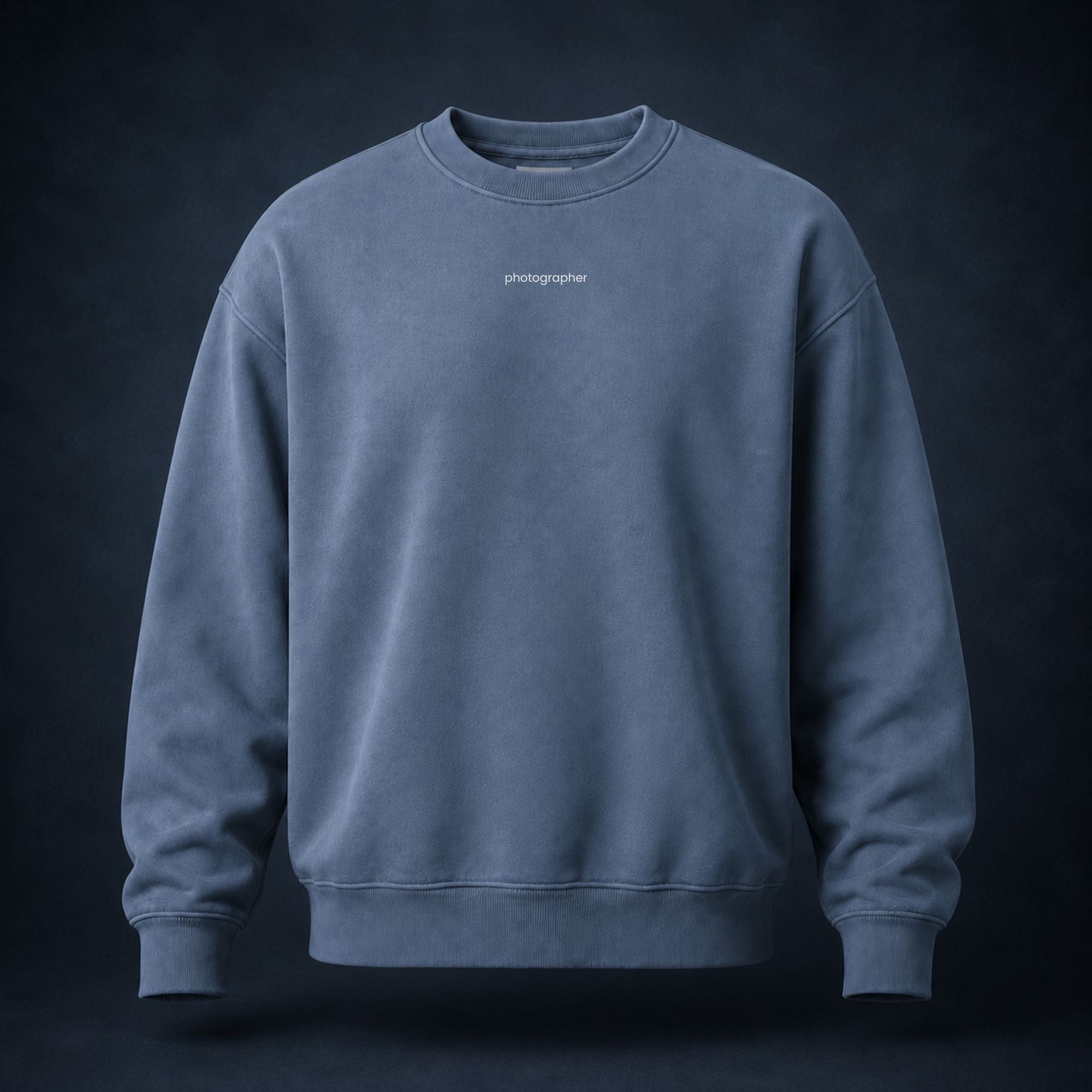 photographer crew neck